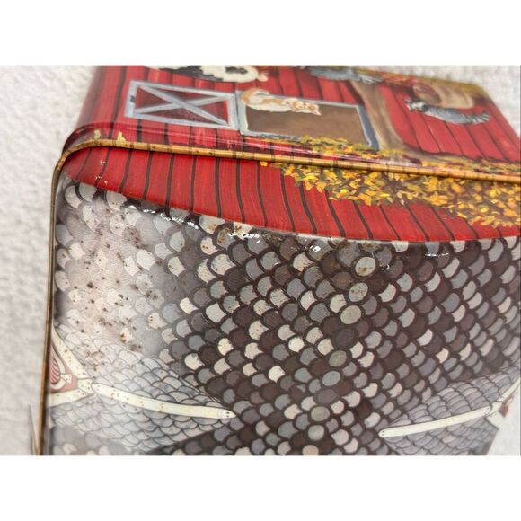 Vintage Tin Litho Barn Farm Animals Storage Box With Lid/Latch - Picture 6 of 15